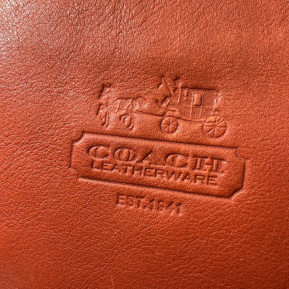 🍁Coach Originals 1941 Archive  Duffle/Crossbody Glove tanned Leather Red /Orange - Picture 5 of 17